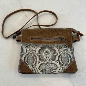 Myra bag crossbody EUC